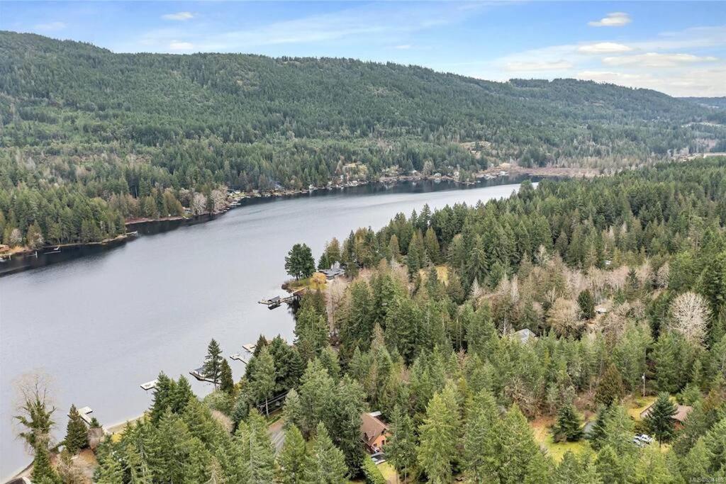 Chalet Style Cottage Near Shawnigan Lake Exterior foto